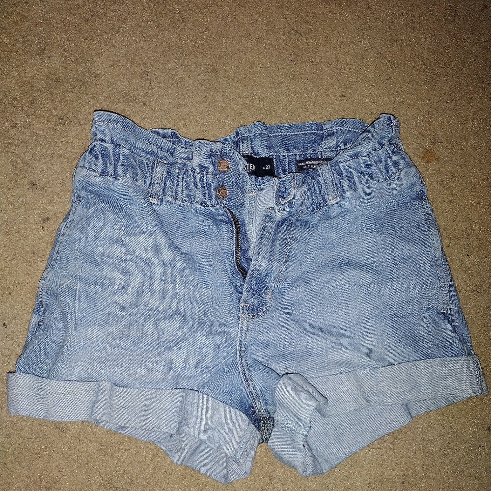 Women's Hollister jeans shorts waist size 27